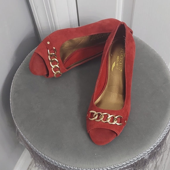 CHAIN EMBELLISHMENT❤️Aerosoles/Suede Shoes.❤ NWOT - Picture 5 of 9
